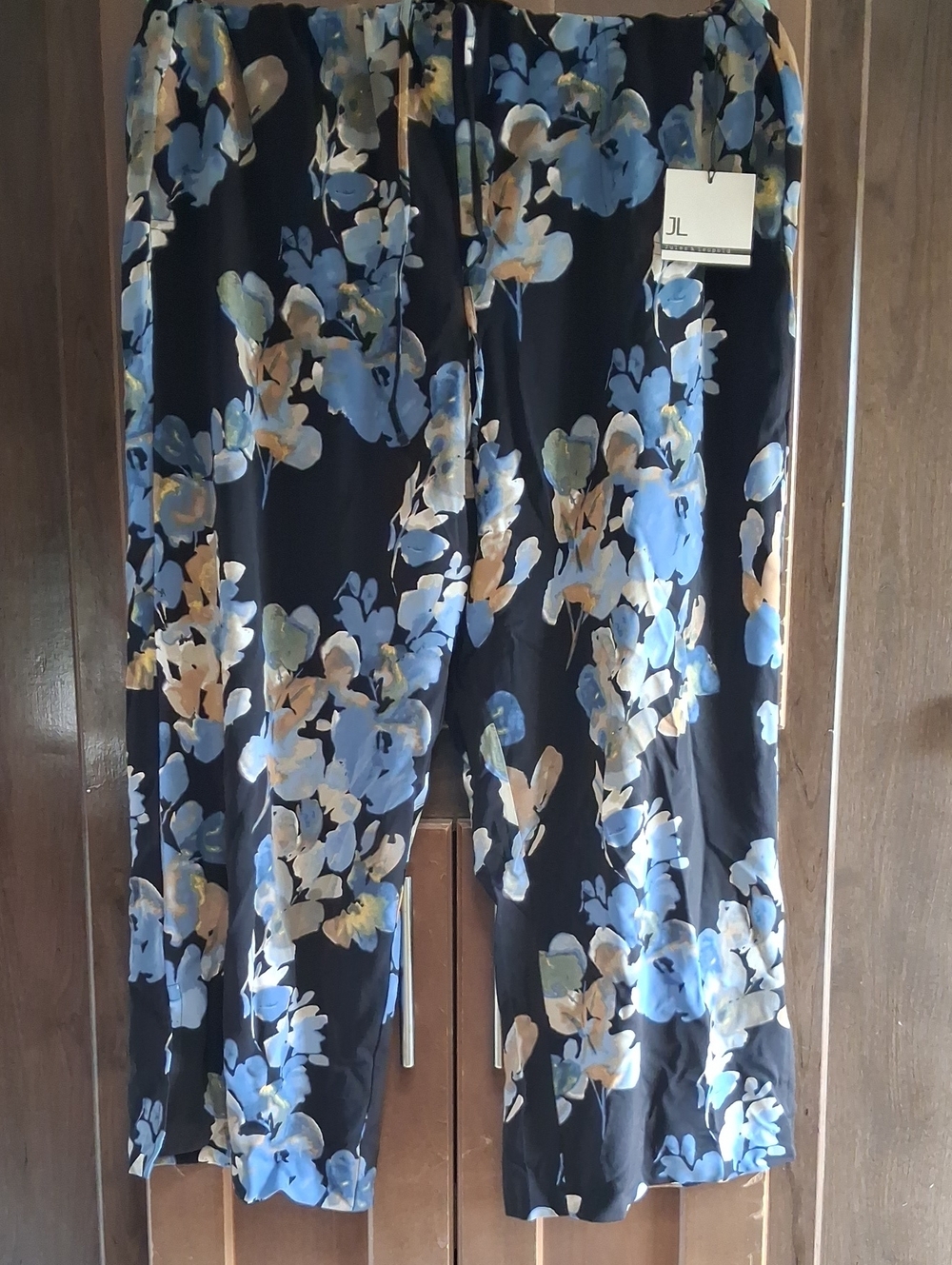 Jules & Leopold Black Wide-Leg Pants with Blue & Tan Floral Print